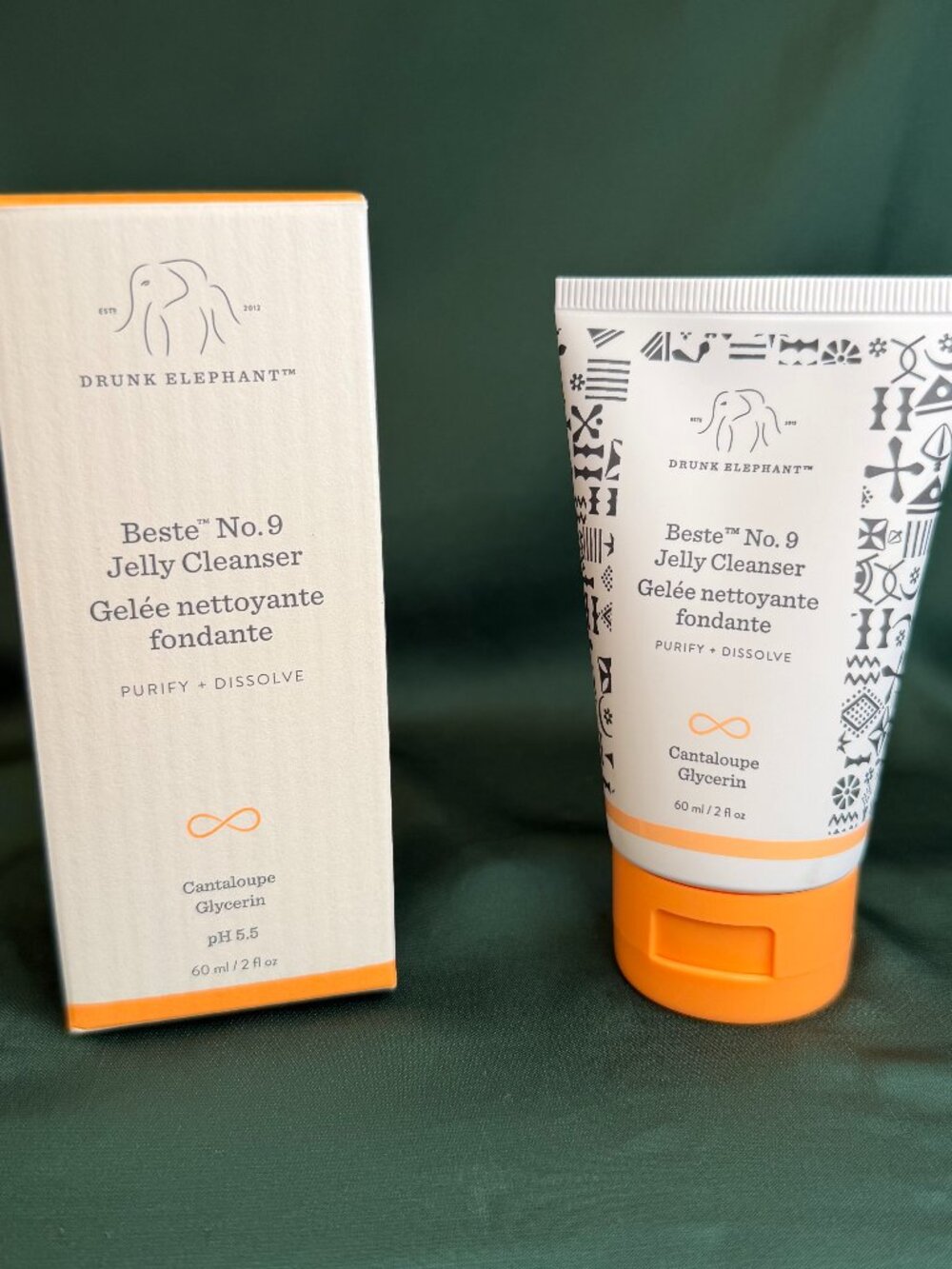 Drunk Elephant - Beste No. 9 Jelly Cleanser 2 oz 💋